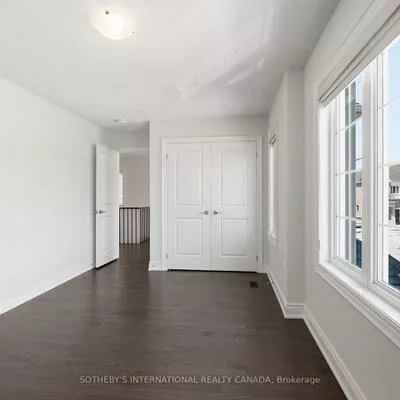 32, Bermondsey, Bram West, Brampton
