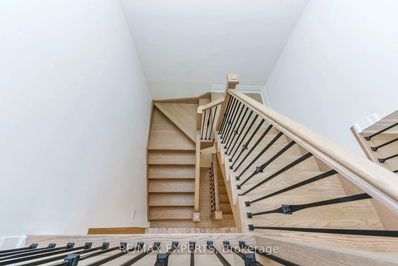 43, Grassbank, Sandringham-Wellington North, Brampton