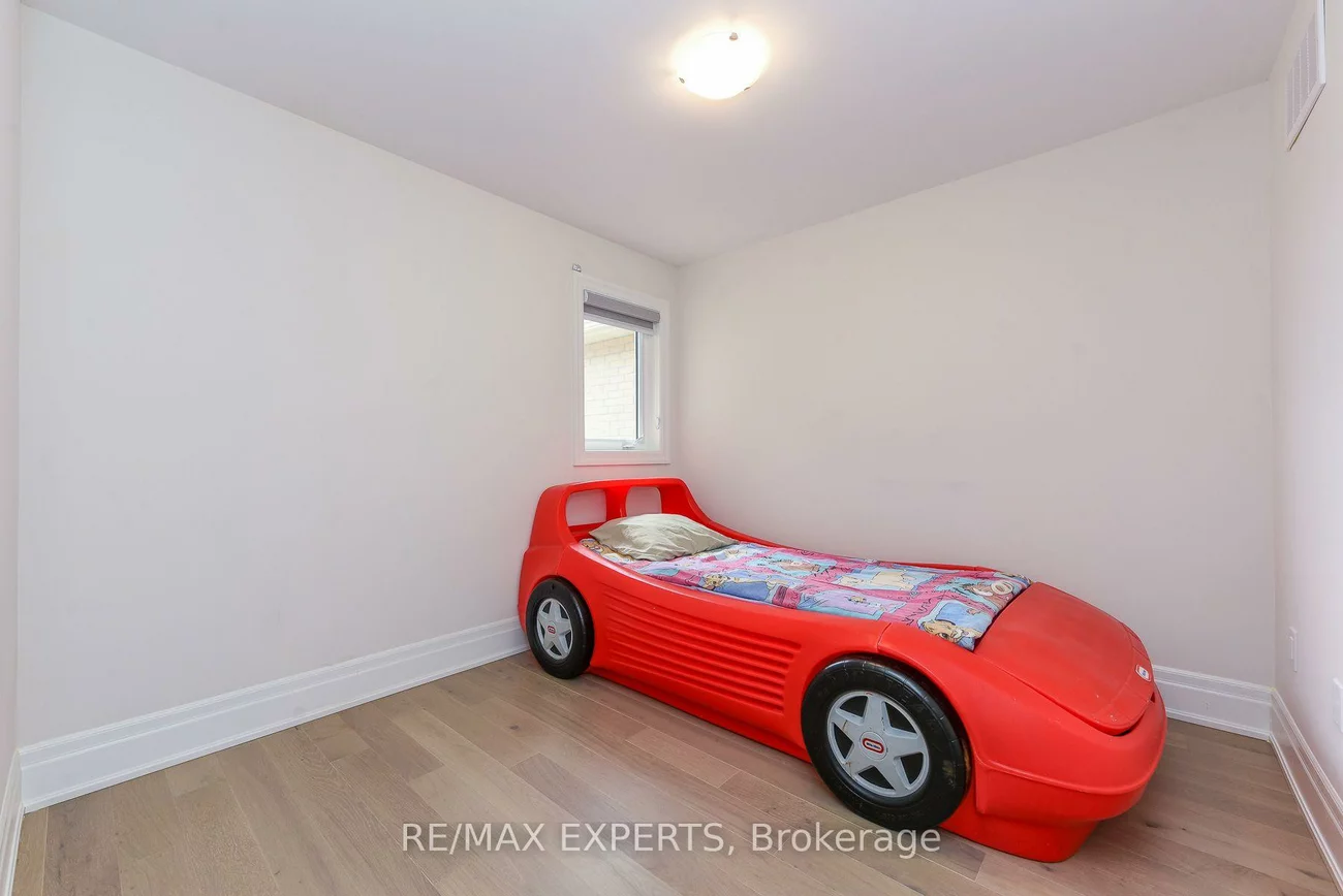 43, Grassbank, Sandringham-Wellington North, Brampton