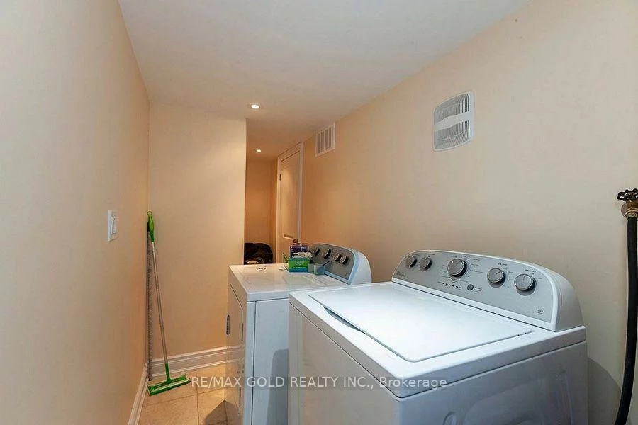 16, Valleyway, Credit Valley, Brampton