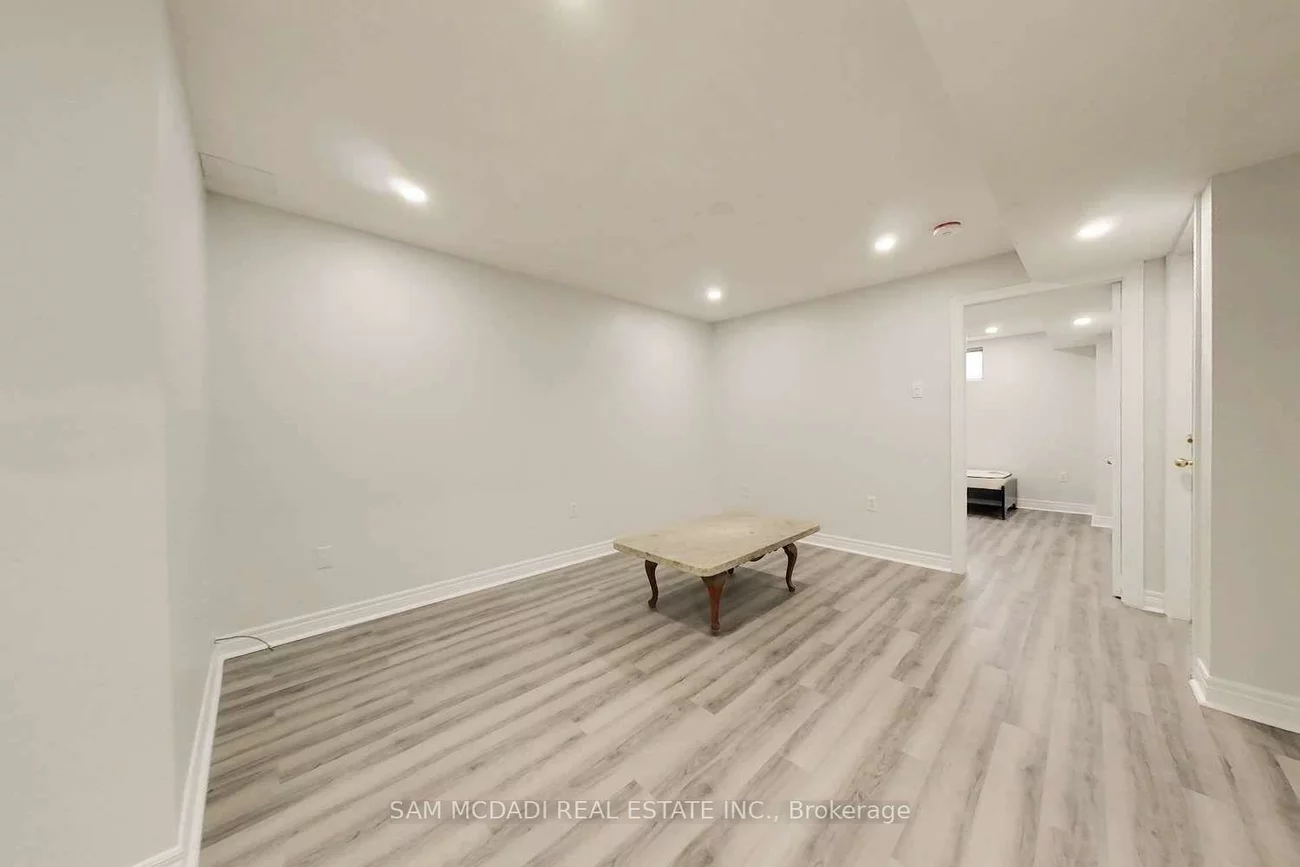 19, Sterritt, Fletcher's West, Brampton