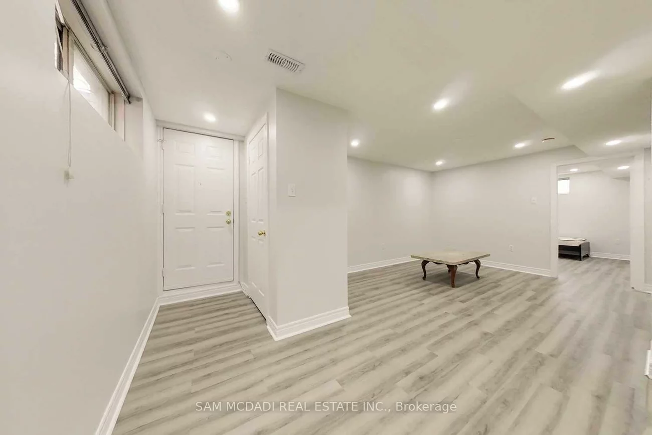 19, Sterritt, Fletcher's West, Brampton