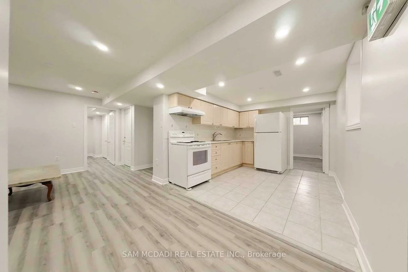 19, Sterritt, Fletcher's West, Brampton