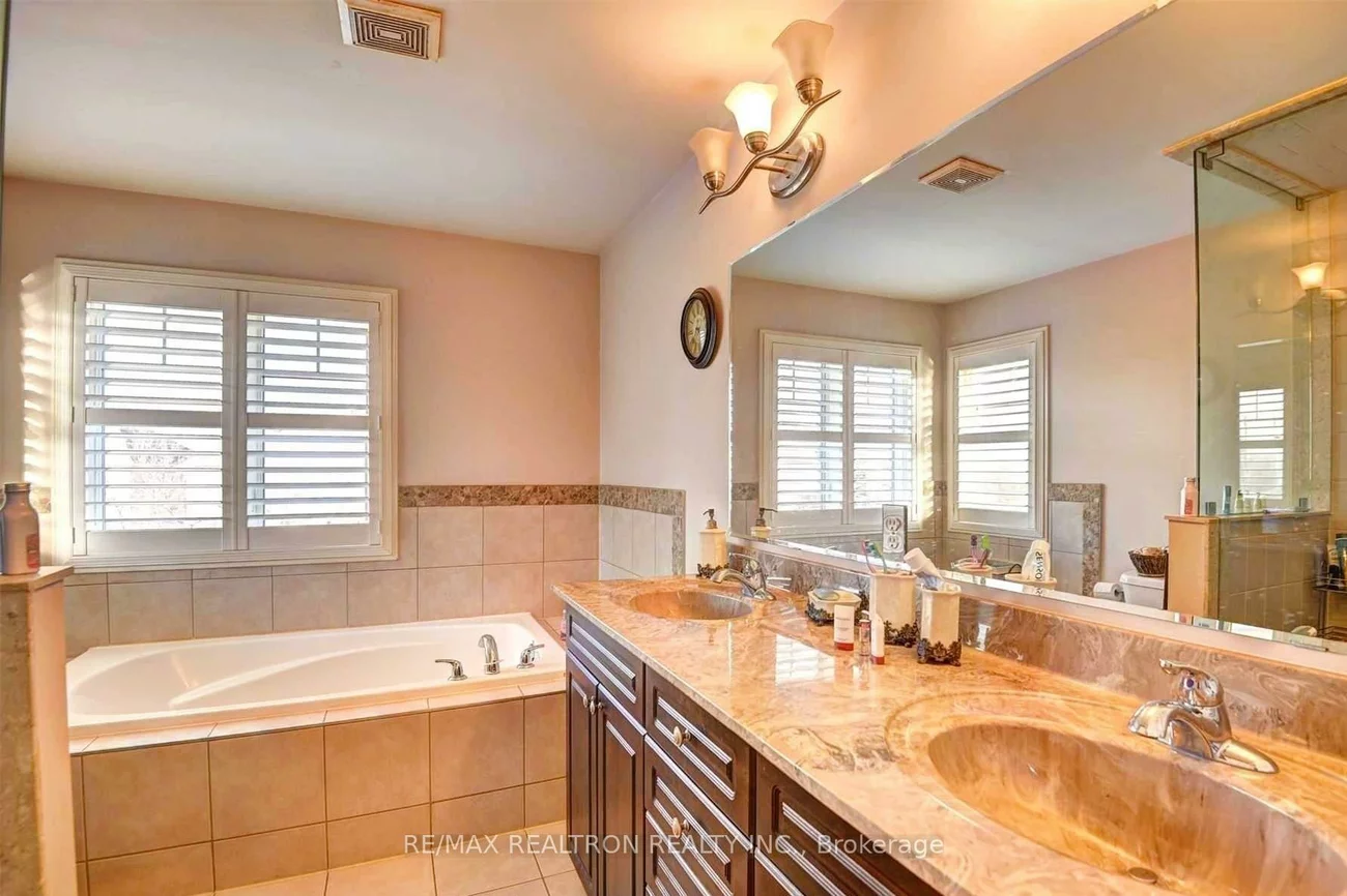 2, Clenston, Northwest Brampton, Brampton