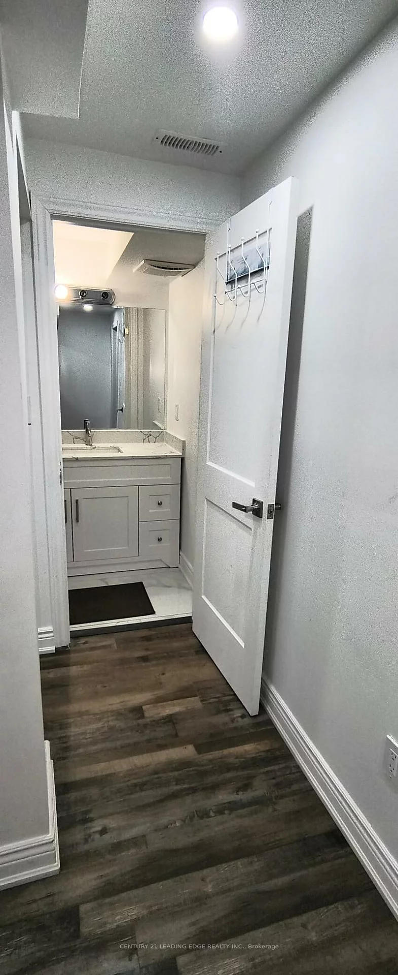 203, Hayrake, Snelgrove, Brampton