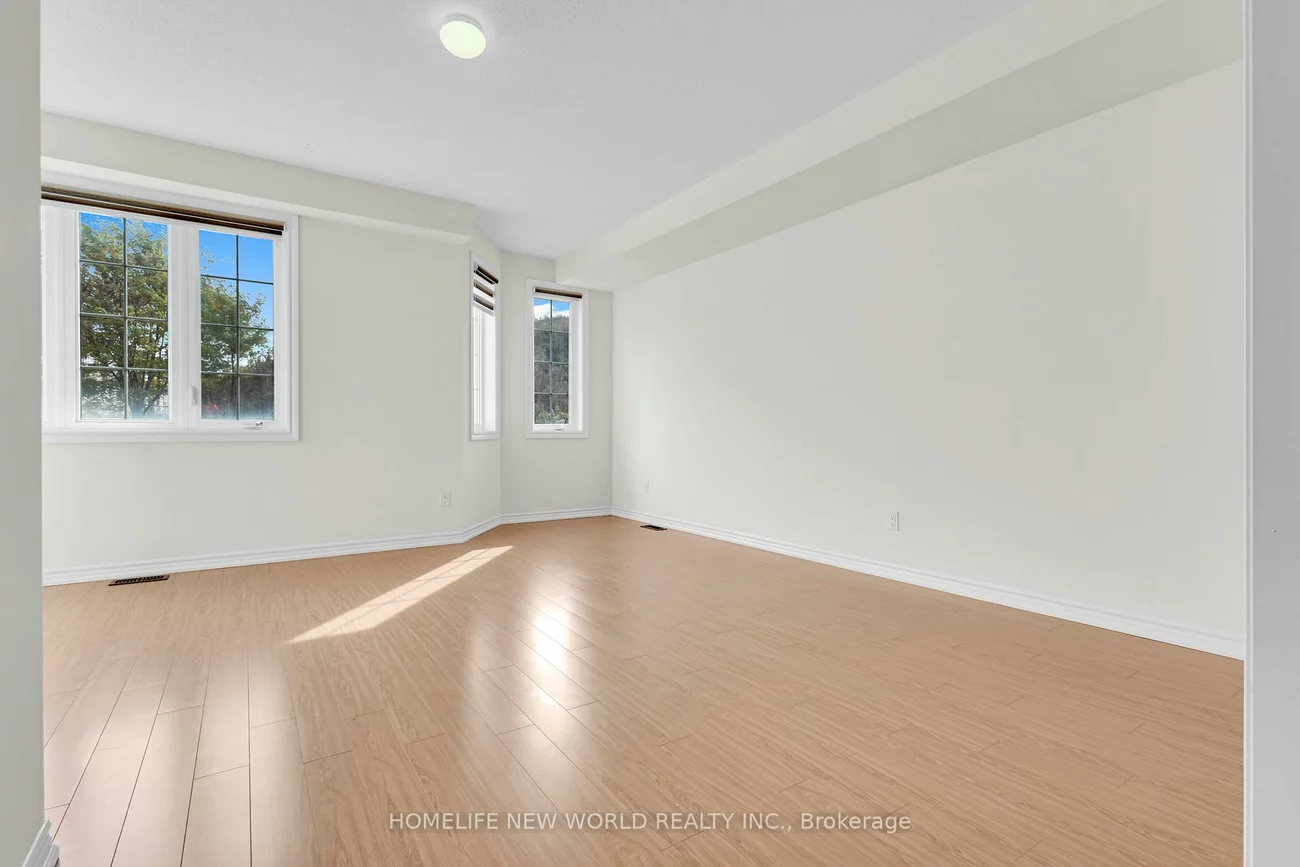 8, Shiff, Heart Lake East, Brampton