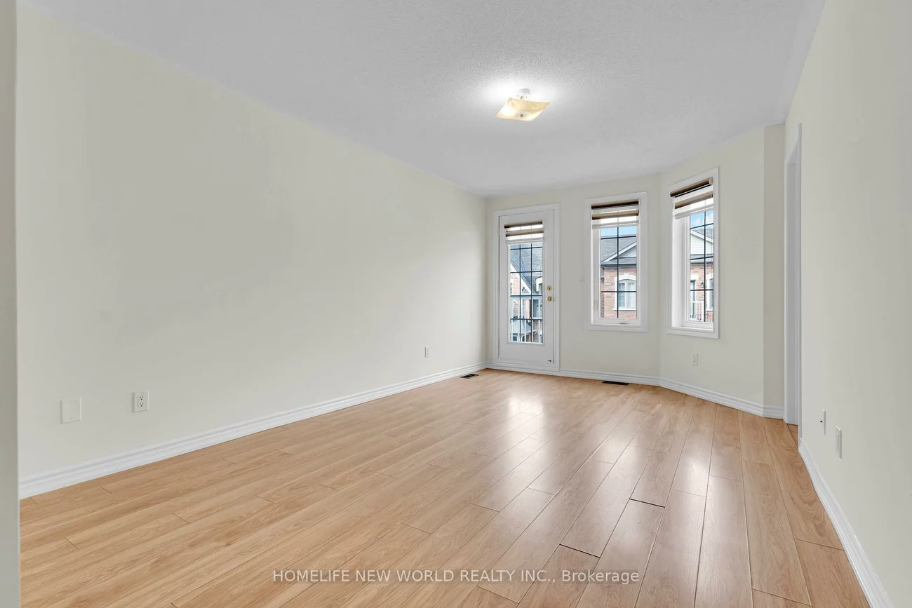 8, Shiff, Heart Lake East, Brampton