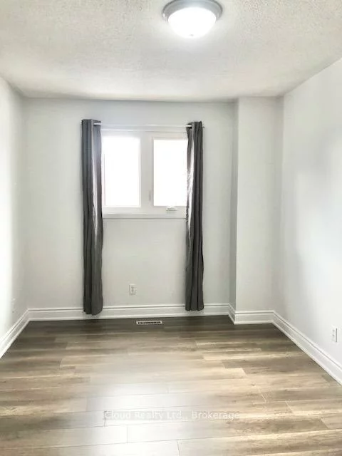 112, Dumfries, Heart Lake West, Brampton