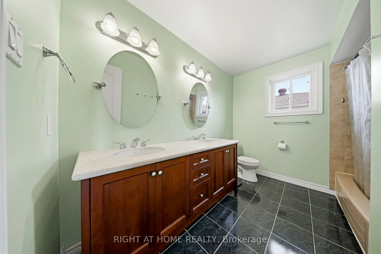 29, Sunforest, Heart Lake West, Brampton