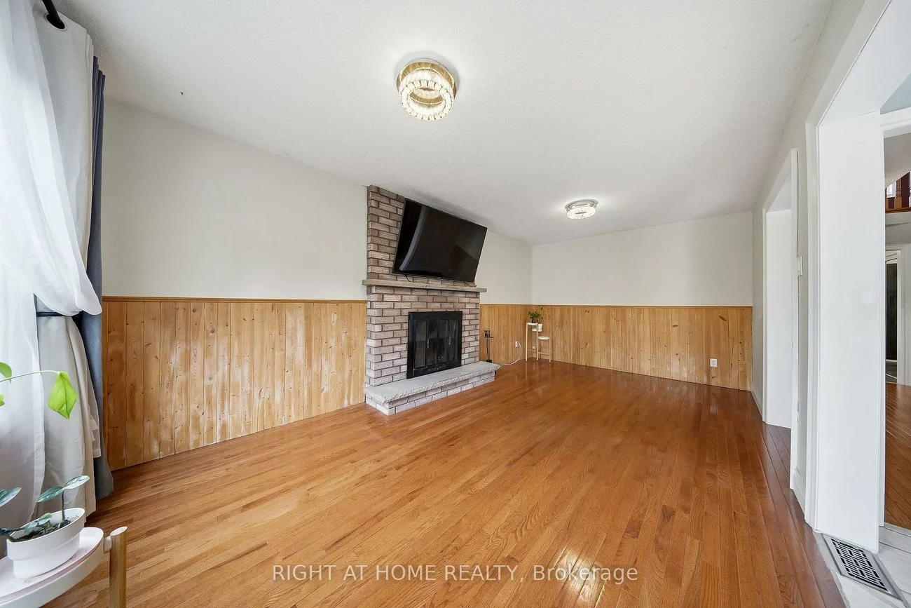 29, Sunforest, Heart Lake West, Brampton