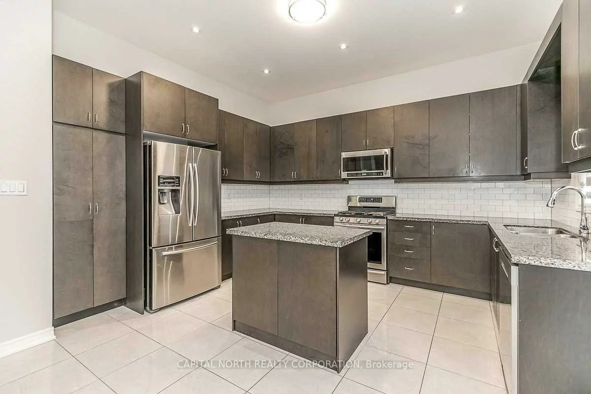 6, Nadmarc, Toronto Gore Rural Estate, Brampton