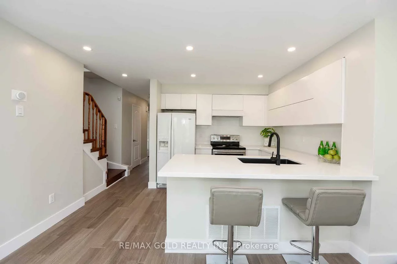35, Needlewood, Sandringham-Wellington, Brampton