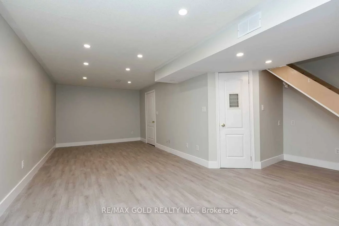 35, Needlewood, Sandringham-Wellington, Brampton