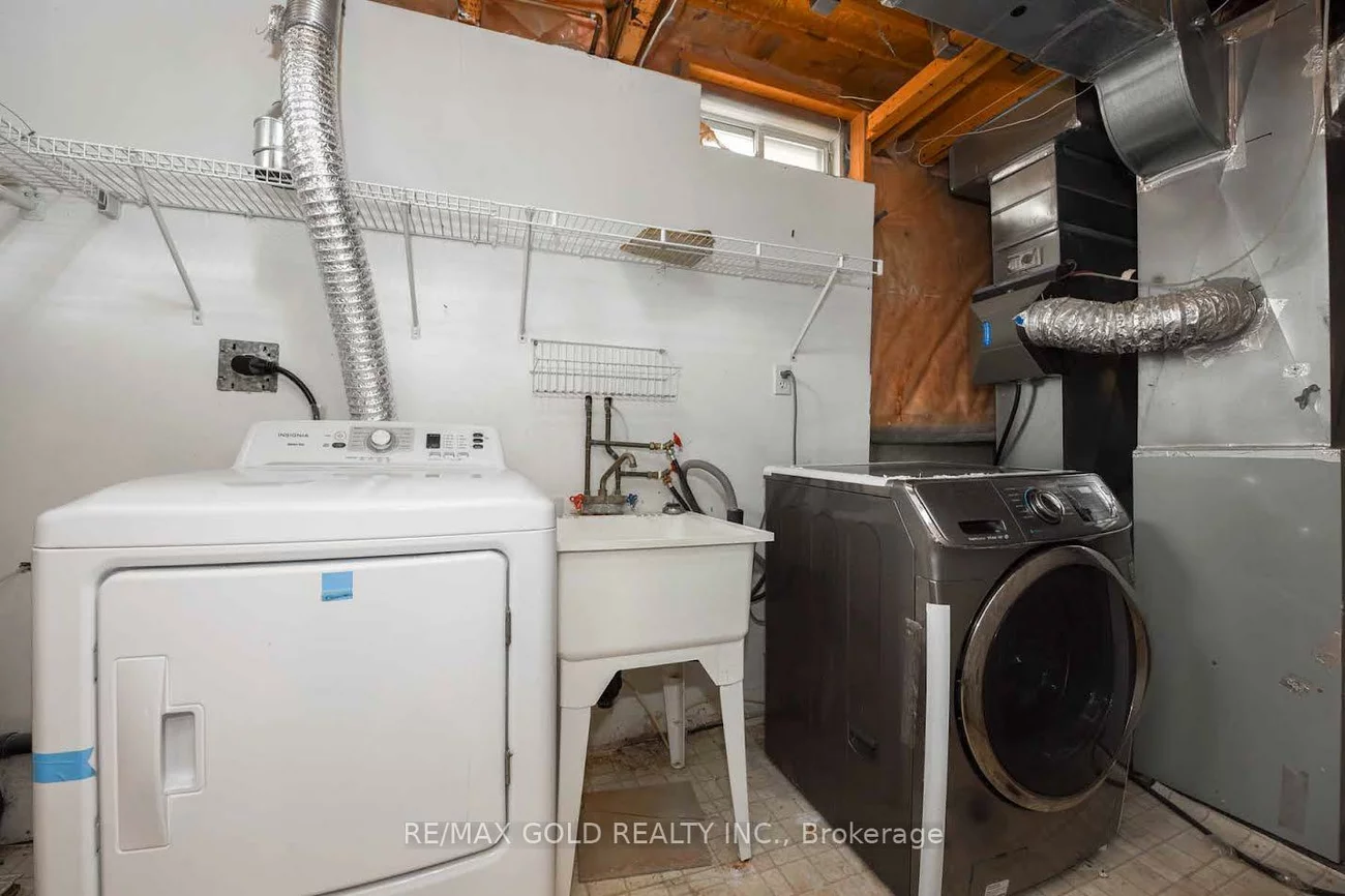 35, Needlewood, Sandringham-Wellington, Brampton