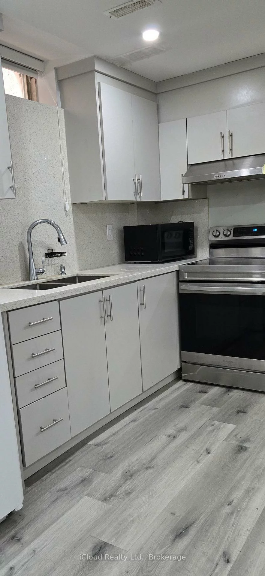 5, Chesterwood, Credit Valley, Brampton