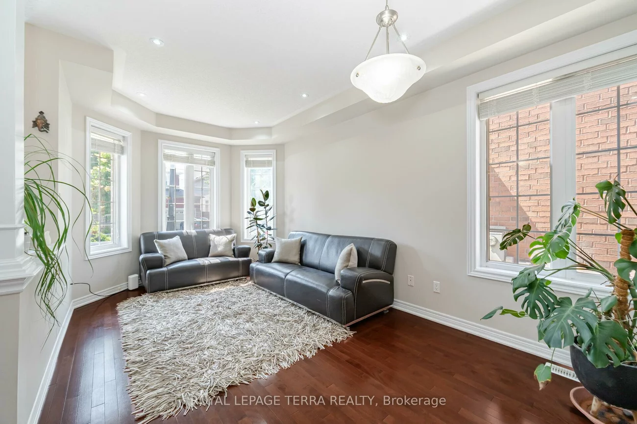 30, Eatonville, Northwest Sandalwood Parkway, Brampton