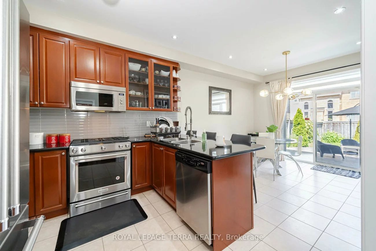 30, Eatonville, Northwest Sandalwood Parkway, Brampton