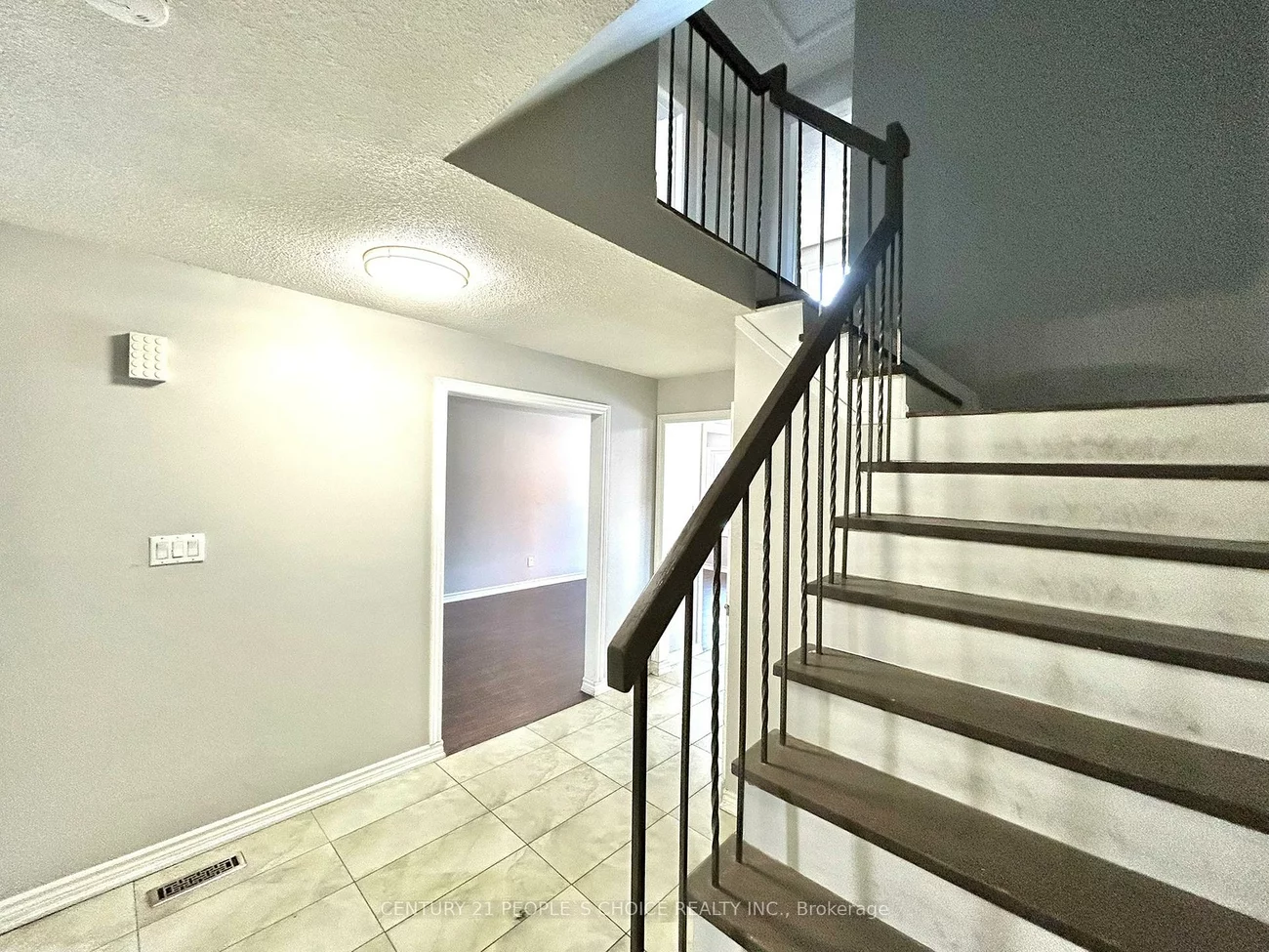 28, Beisel, Heart Lake West, Brampton