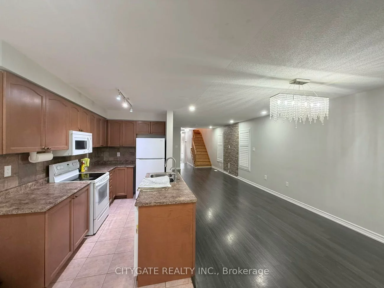 124, Crystalview, Bram East, Brampton