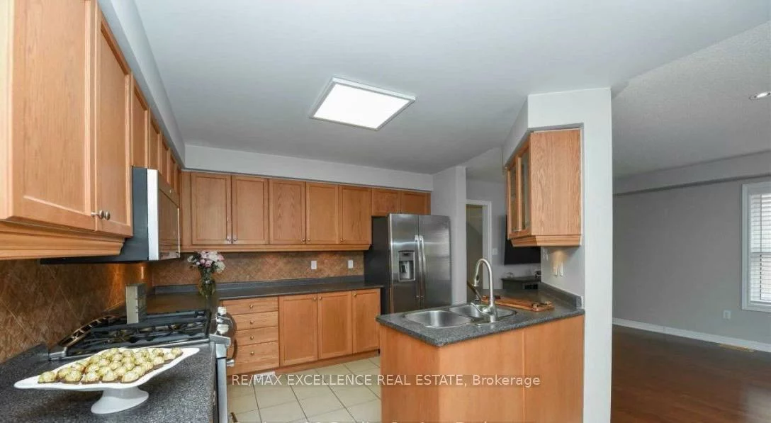 17, Fallstar, Fletcher's Meadow, Brampton