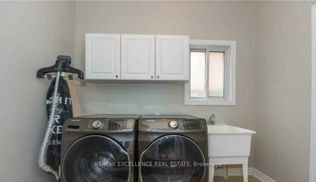 17, Fallstar, Fletcher's Meadow, Brampton