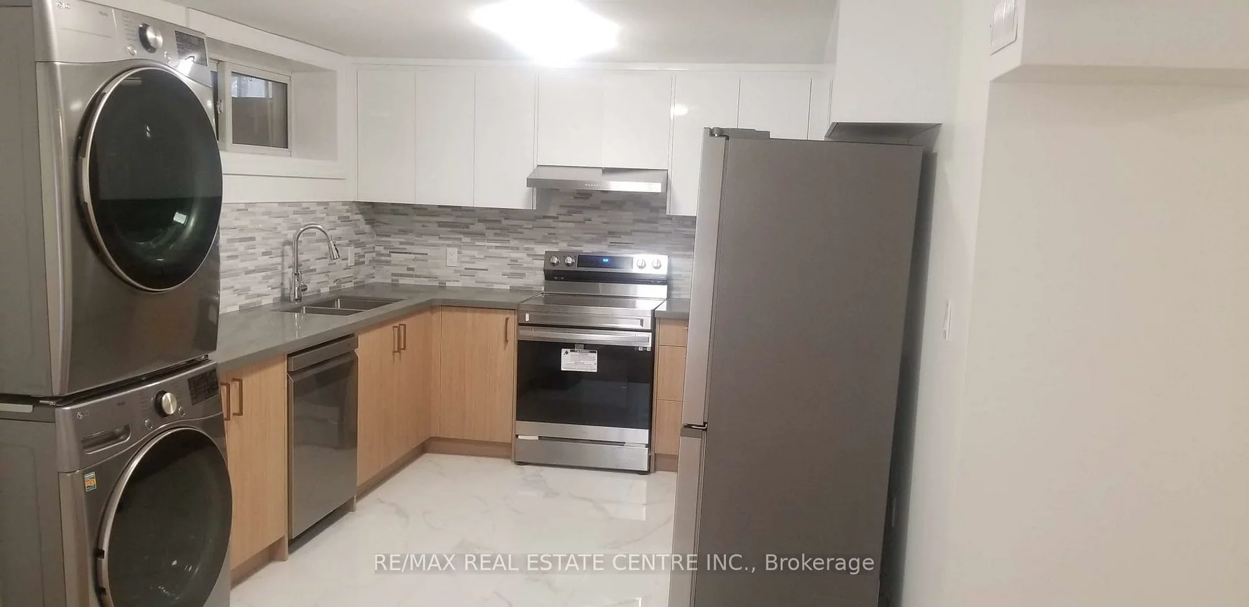 4, Continental, Fletcher's Meadow, Brampton