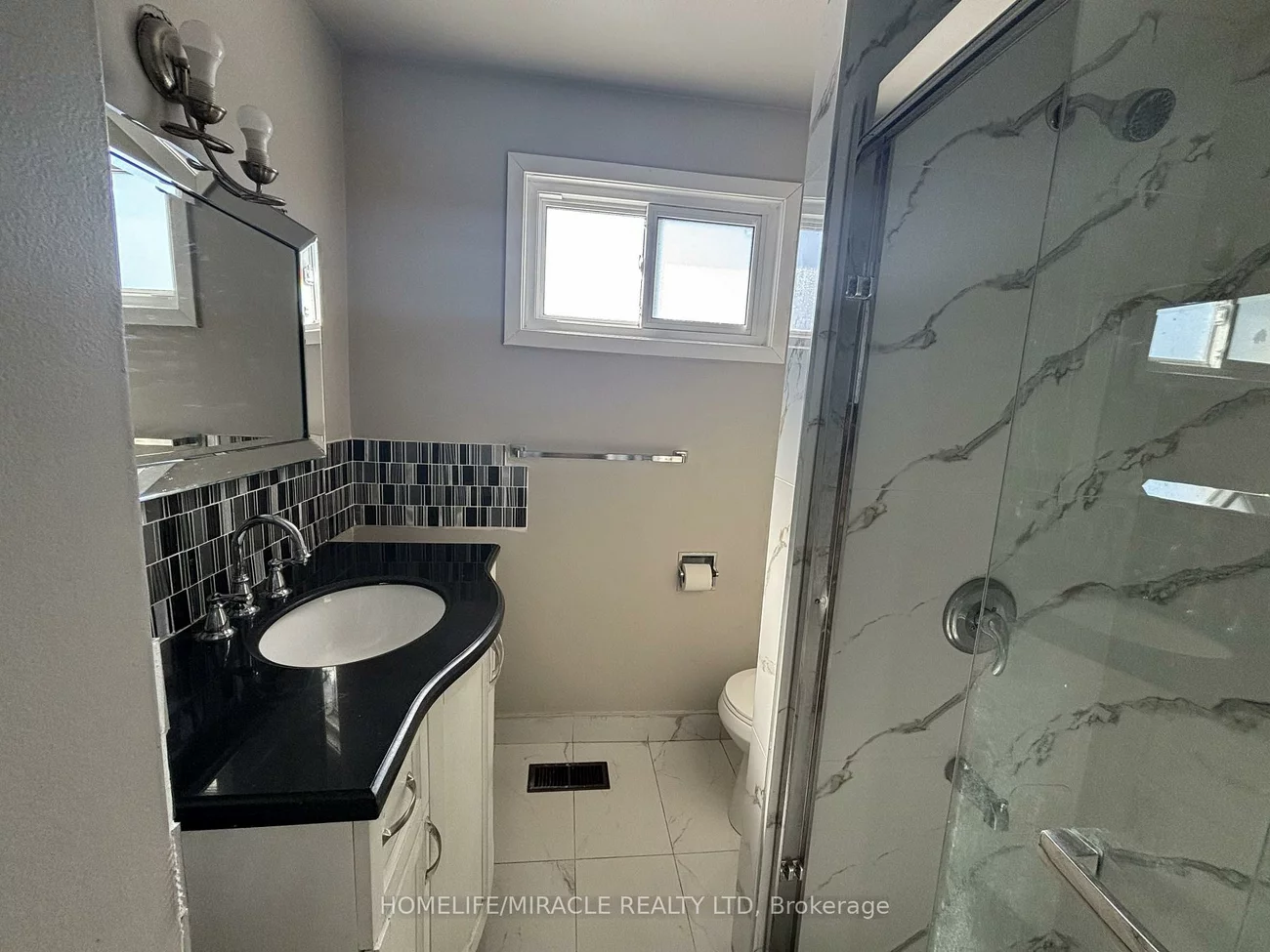 219, Mcmurchy, Brampton South, Brampton