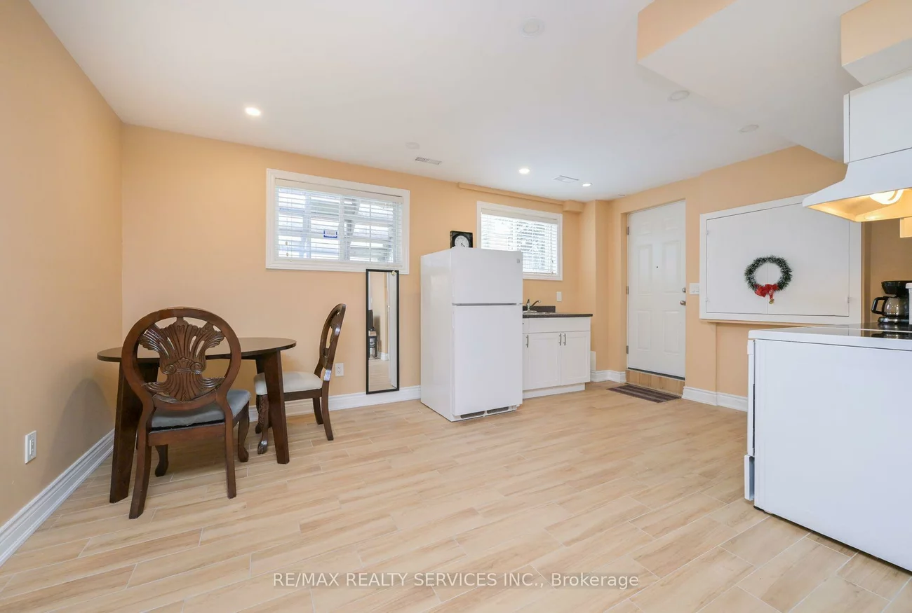 42, Brambirch, Northwest Sandalwood Parkway, Brampton