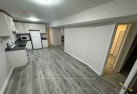 6, Sweet Briar, Snelgrove, Brampton