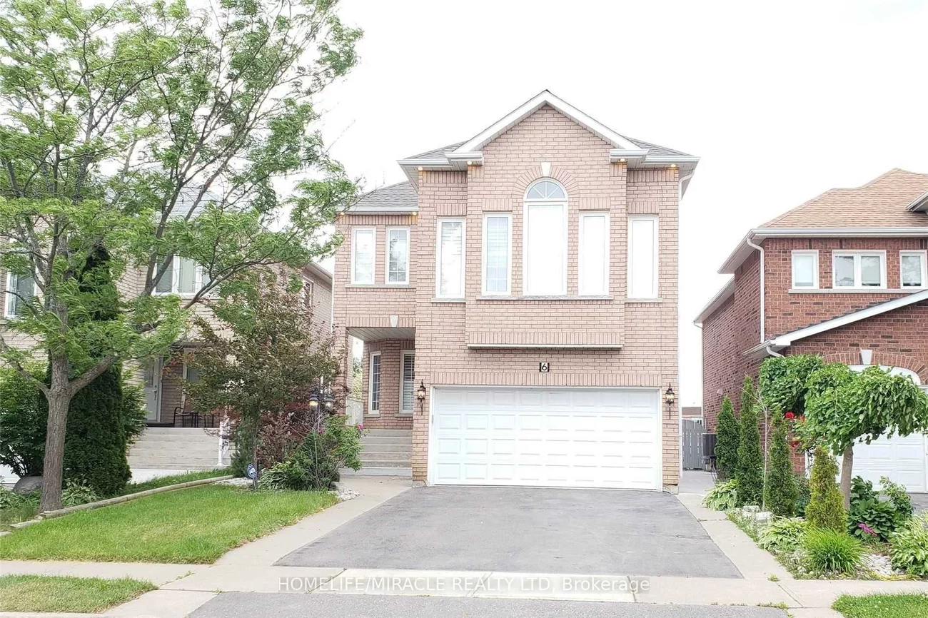 6, Sweet Briar, Snelgrove, Brampton