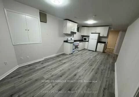 6, Sweet Briar, Snelgrove, Brampton