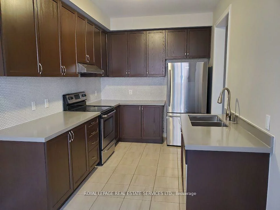 39, Vezna, Credit Valley, Brampton