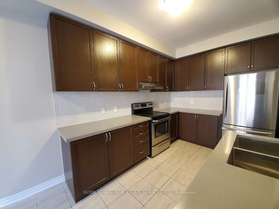 39, Vezna, Credit Valley, Brampton