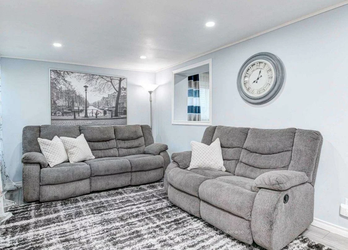 6, Roehampton, Brampton South, Brampton