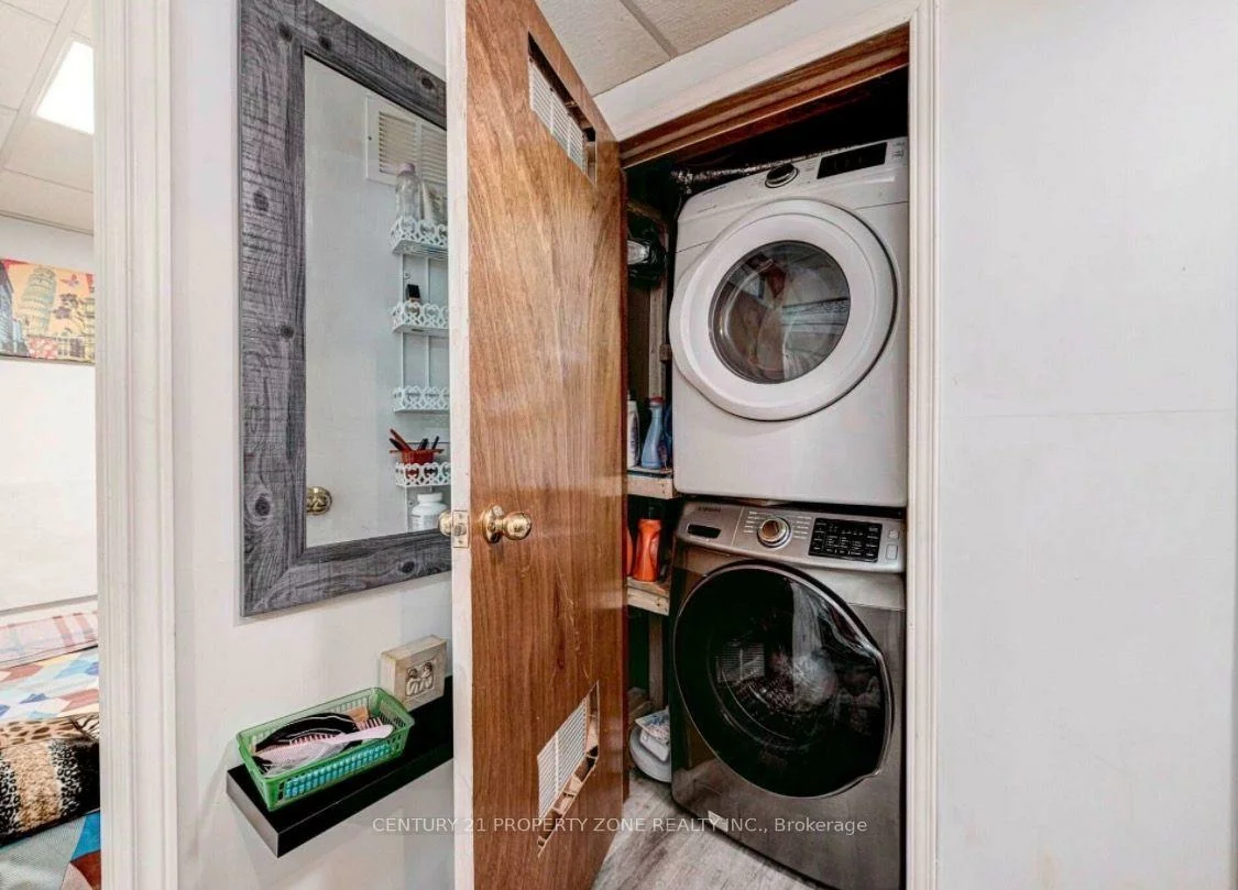 6, Roehampton, Brampton South, Brampton