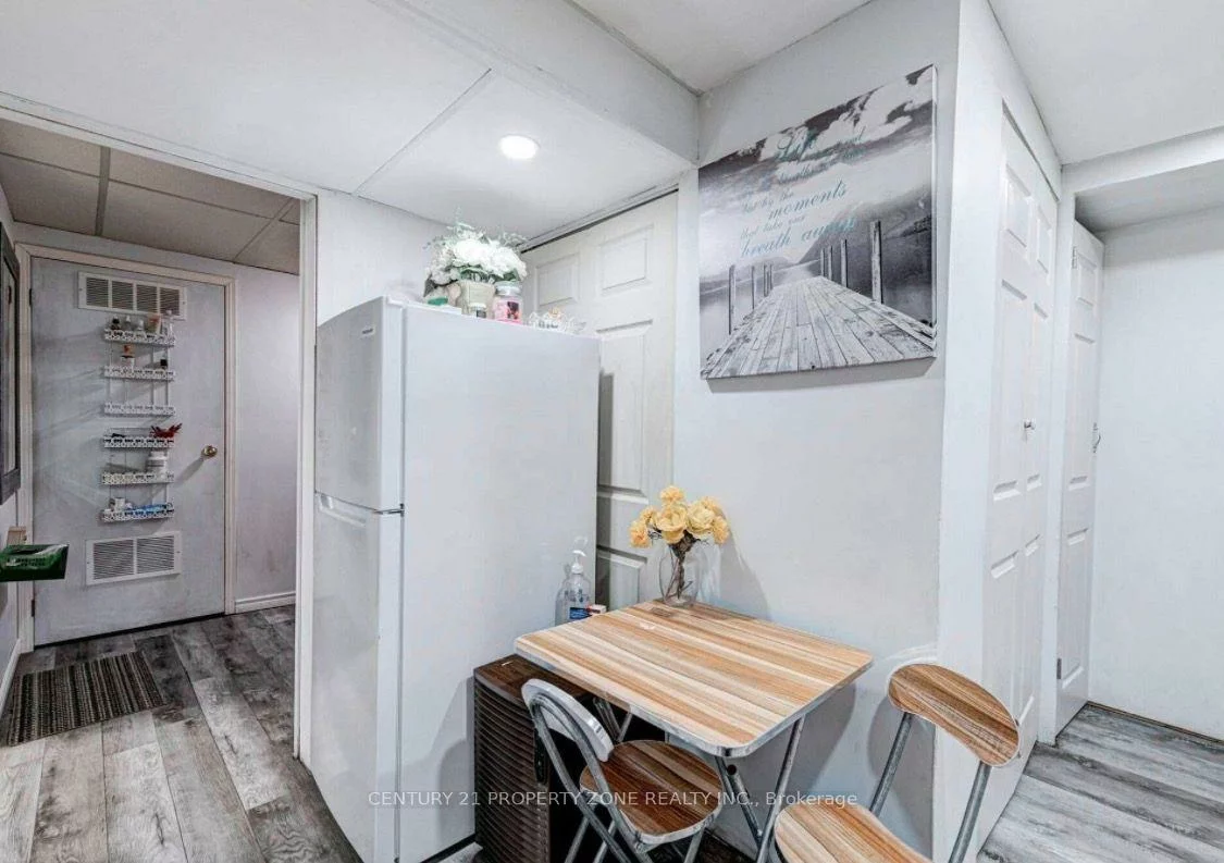 6, Roehampton, Brampton South, Brampton