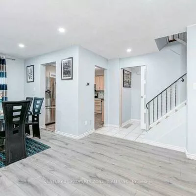 6, Roehampton, Brampton South, Brampton