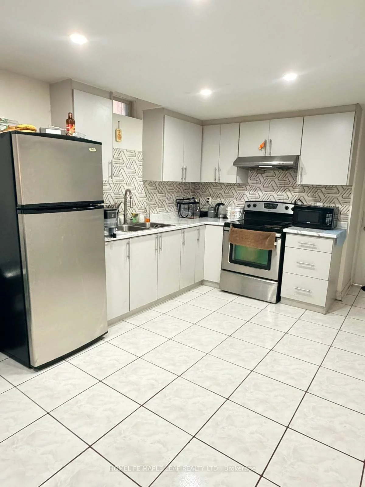 27, Beaverhall, Brampton West, Brampton