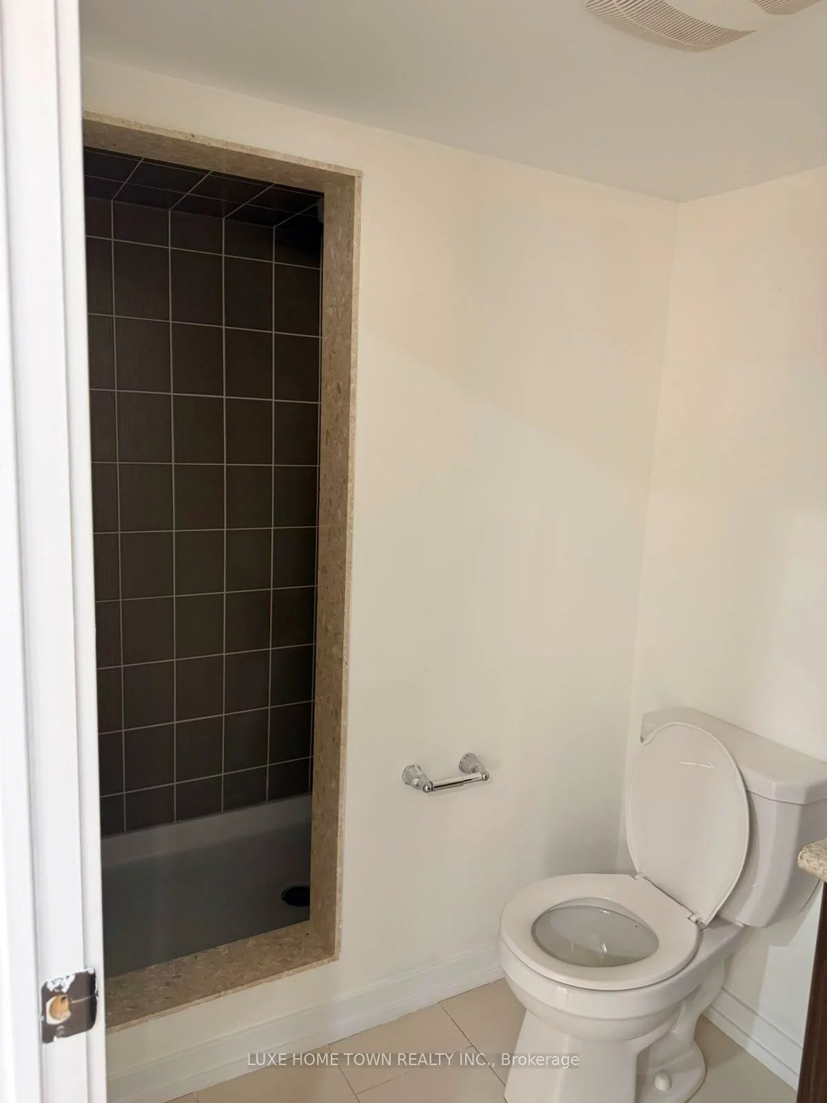 18, Golden Springs(bsmt), Northwest Brampton, Brampton