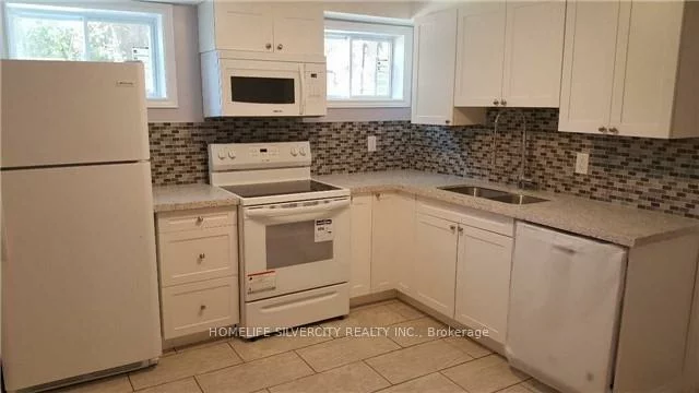 23, Claypine, Brampton North, Brampton