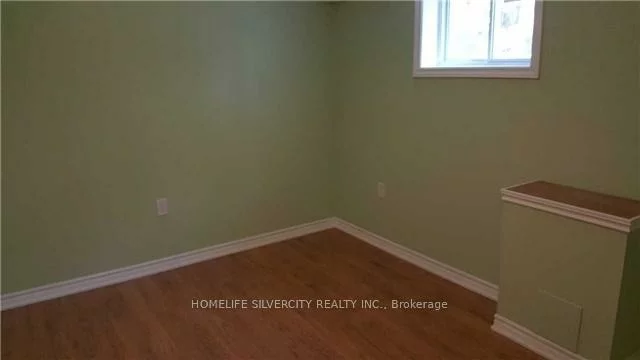 23, Claypine, Brampton North, Brampton