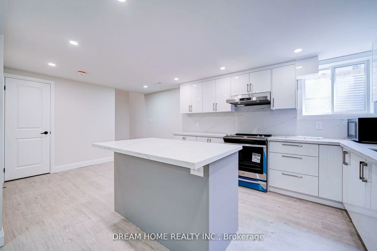 23, Manorcrest, Central Park, Brampton
