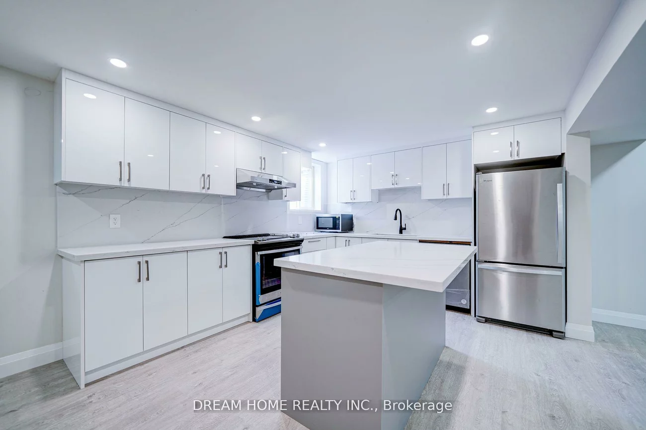 23, Manorcrest, Central Park, Brampton