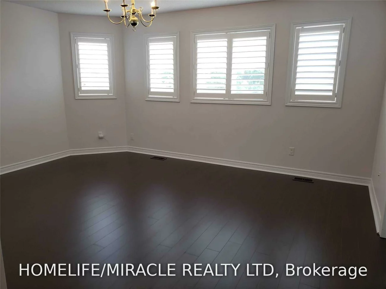 6, Sweet Briar, Snelgrove, Brampton