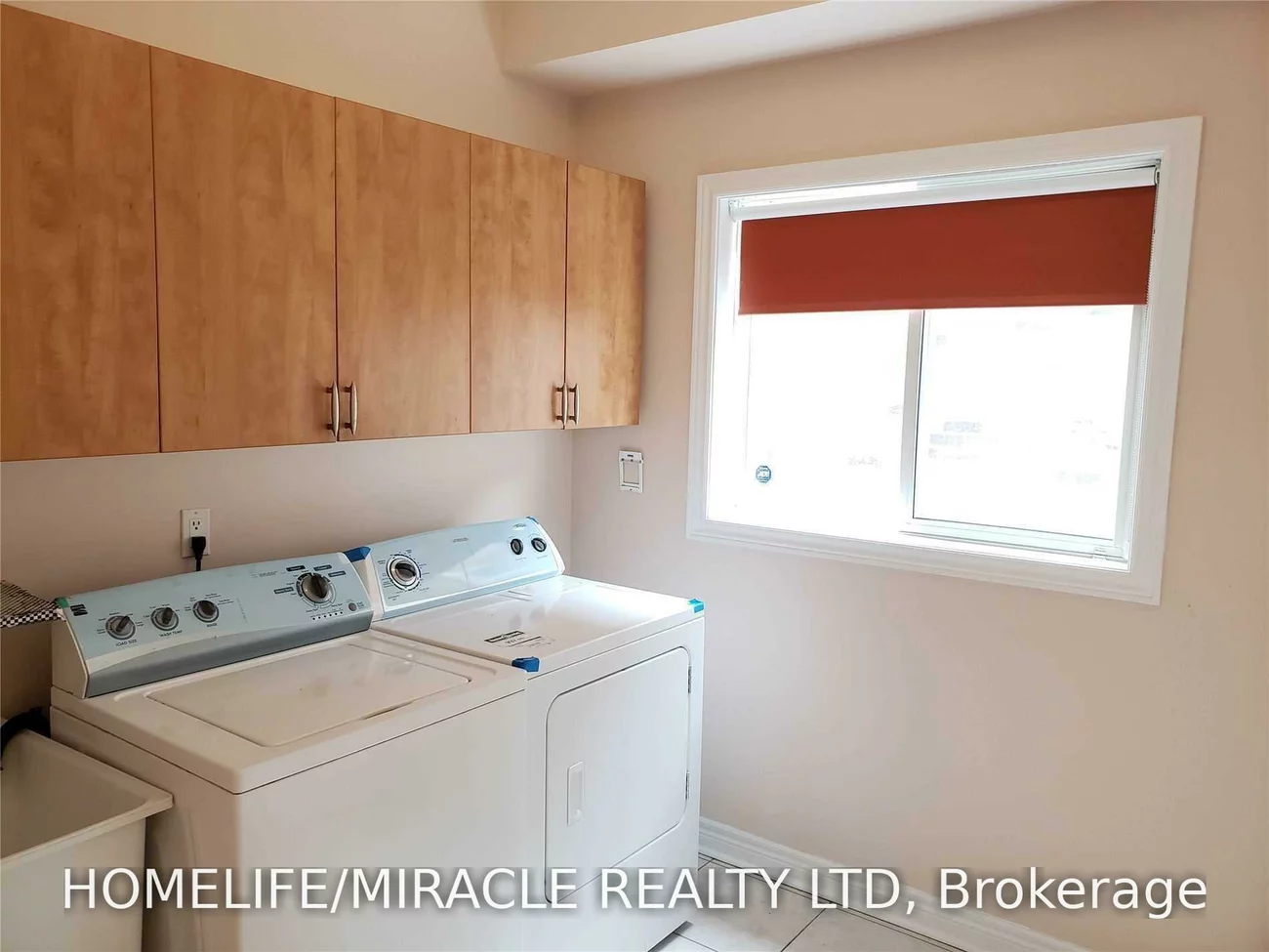 6, Sweet Briar, Snelgrove, Brampton