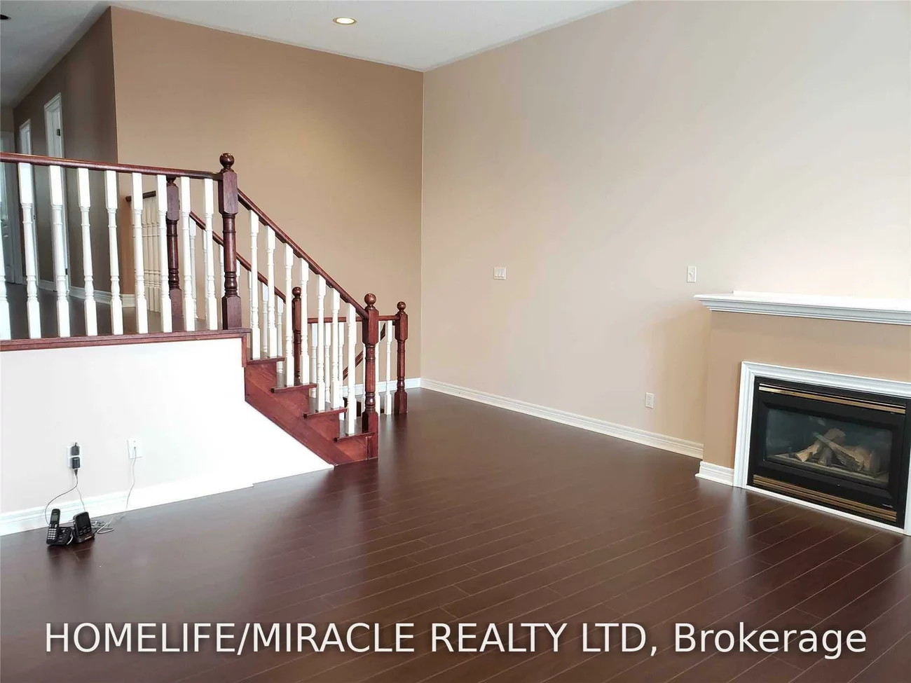 6, Sweet Briar, Snelgrove, Brampton
