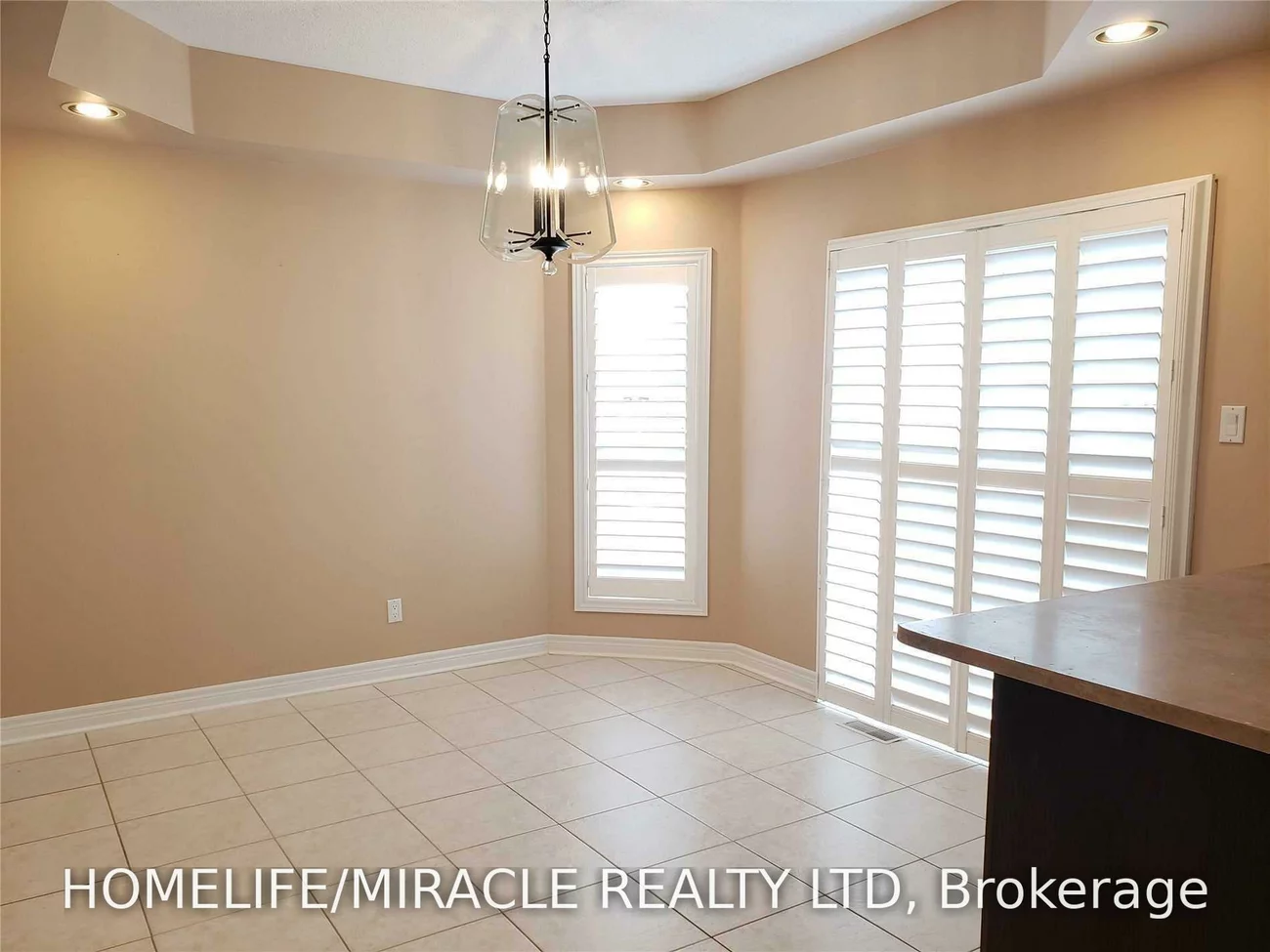 6, Sweet Briar, Snelgrove, Brampton