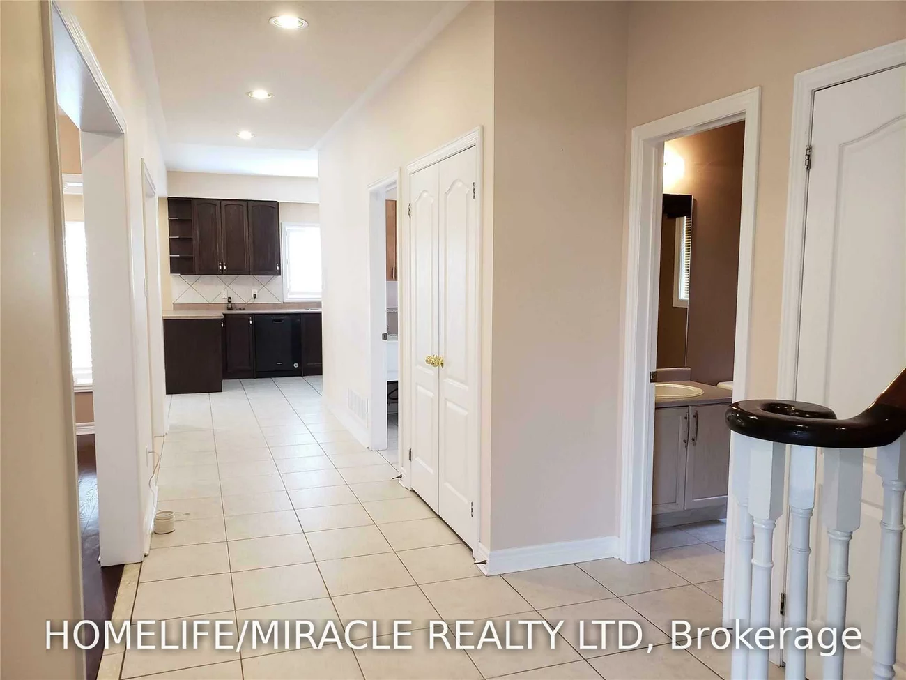 6, Sweet Briar, Snelgrove, Brampton
