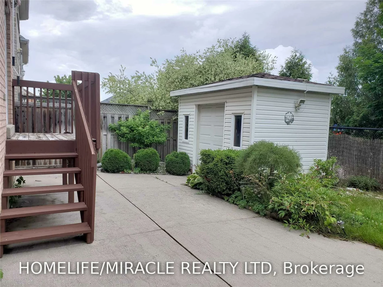 6, Sweet Briar, Snelgrove, Brampton