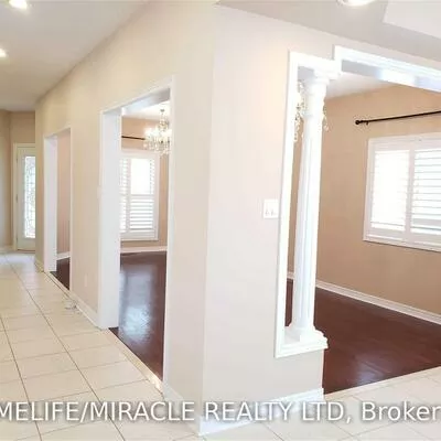 6, Sweet Briar, Snelgrove, Brampton